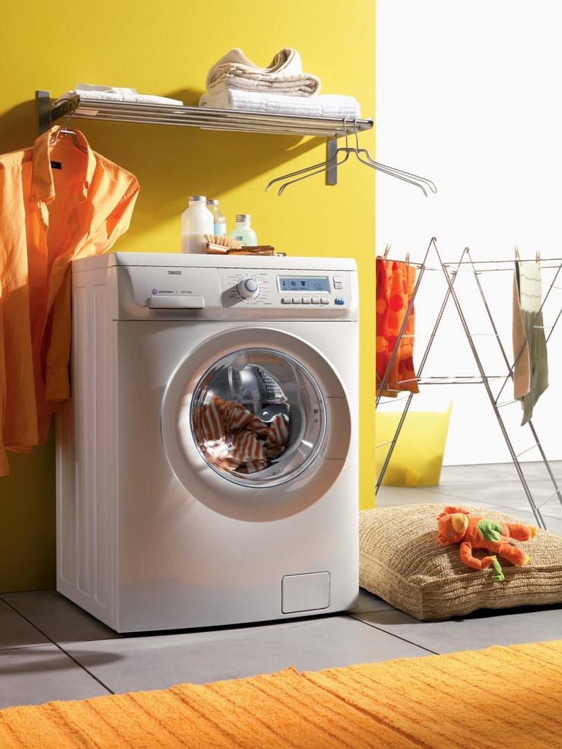 zanussi-washing-machine-zwf14791w-ls